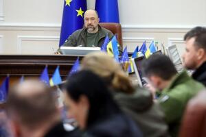 "Транспортний безвіз" – "невід'ємна частина" інтеграції України з ЄС, наголосив Шмигаль