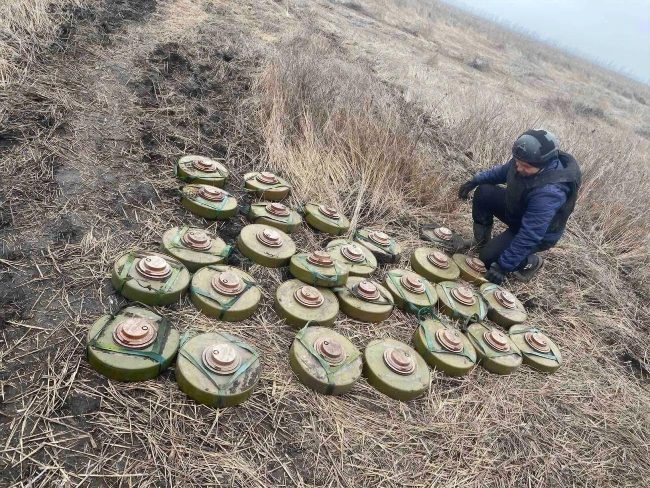 У Харківській області хочуть підвищити темпи розмінування. За інформацією ОВА, через вибухонебезпечні предмети регулярно дістають поранення мирні жителі