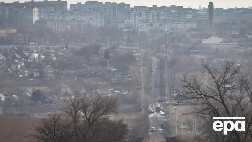 Бахмут – основний напрямок для всієї української оборони на сході, покидати його не можна, вважає Світан