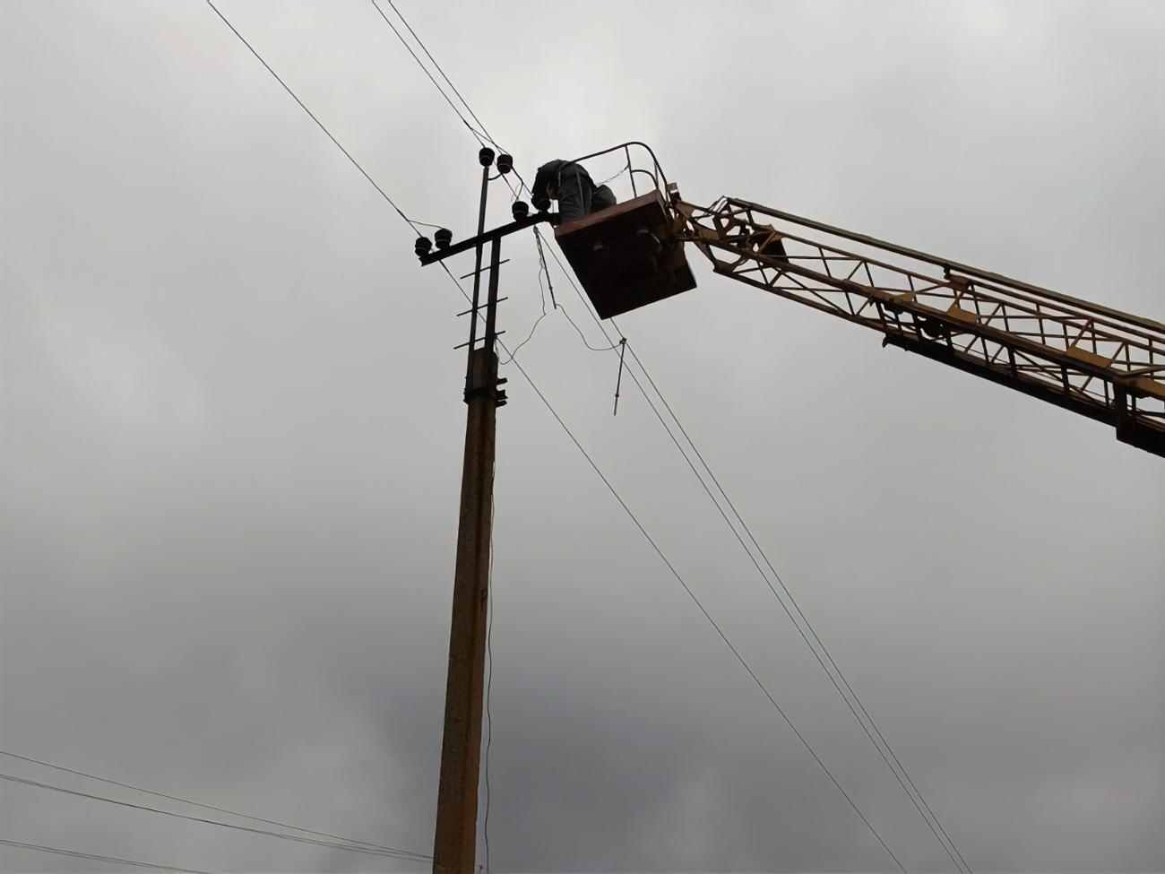 Особенно тяжелая ситуация на лиманском, бахмутском, авдеевском, марьинском и шахтерском направлениях, отметили в компании