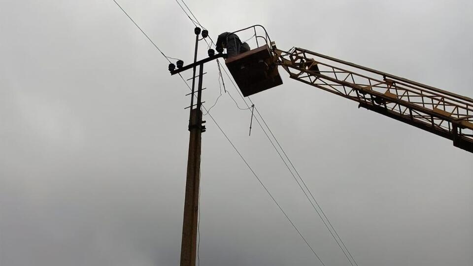 Особенно тяжелая ситуация на лиманском, бахмутском, авдеевском, марьинском и шахтерском направлениях, отметили в компании