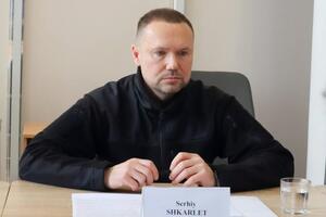 Шкарлет (на фото) подав заяву про відставку одночасно з Федоровим і Рябікіним