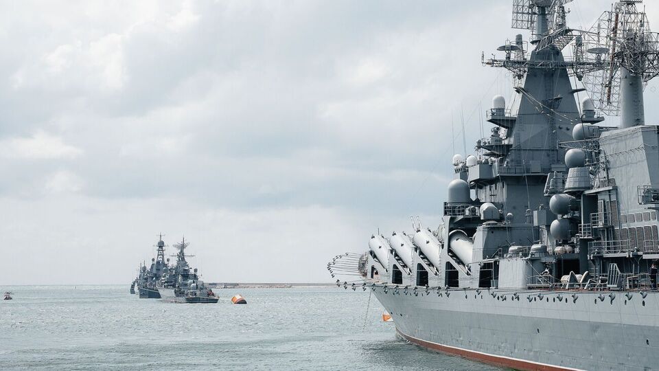 Всего на боевом дежурстве в Черном море сейчас девять российских кораблей