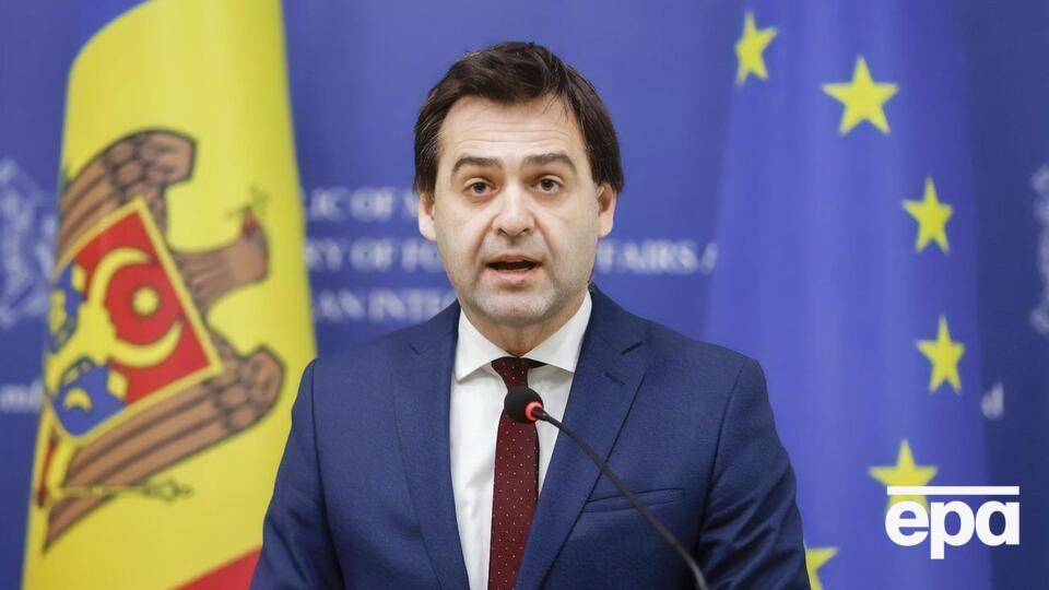 За словами Попеску, рішення про санкції вже ухвалено, але до завершення "всіх юридичних кроків" має минути деякий час