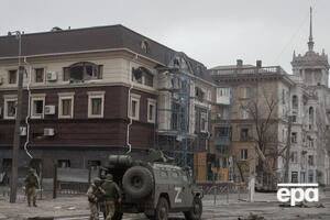 Через центр Мариуполя снова стали перебрасывать живую силу российских войск, сообщает Андрющенко