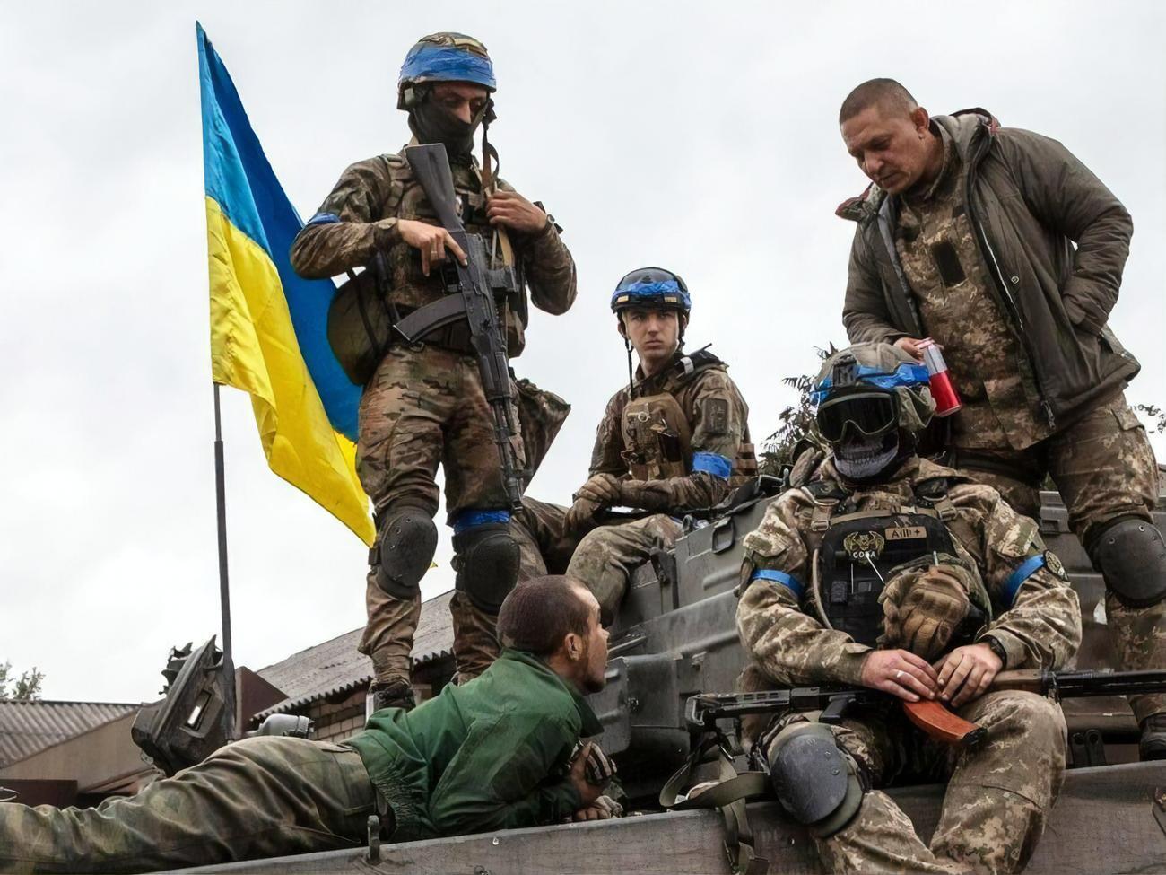 28 лютого Зеленський повідомив, що ЗСУ готуються до відновлення активної деокупації територій України