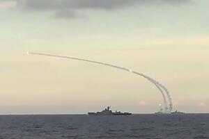Вывод ракетоносителей РФ в Черное море "говорит о готовности к их применению", отметила Гуменюк