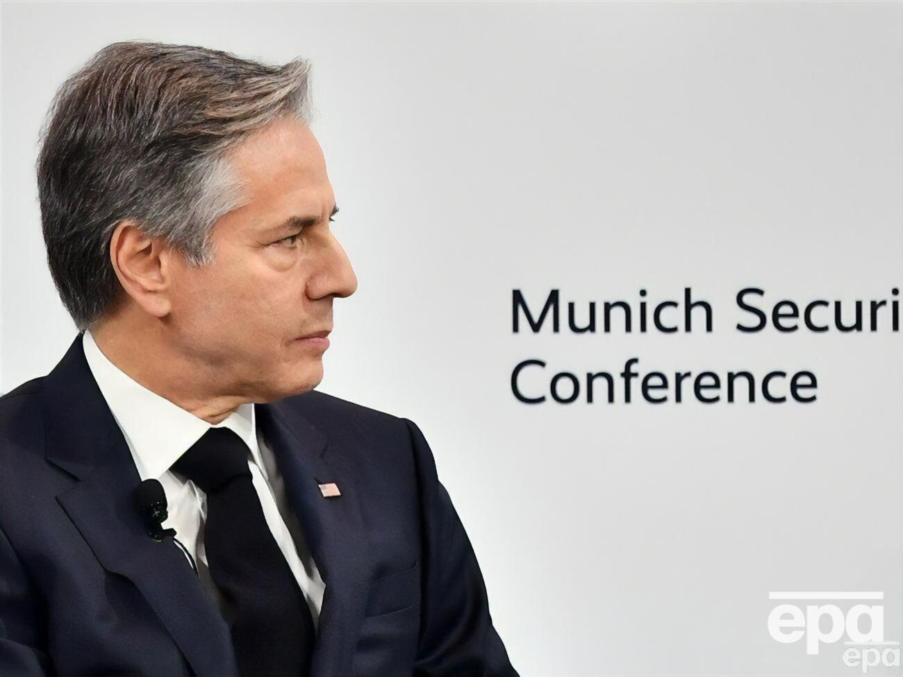 Блінкен сказав, що США готові підтримати Україну за допомогою дипломатії, щоб закінчити війну на основі формули миру, запропонованої Києвом