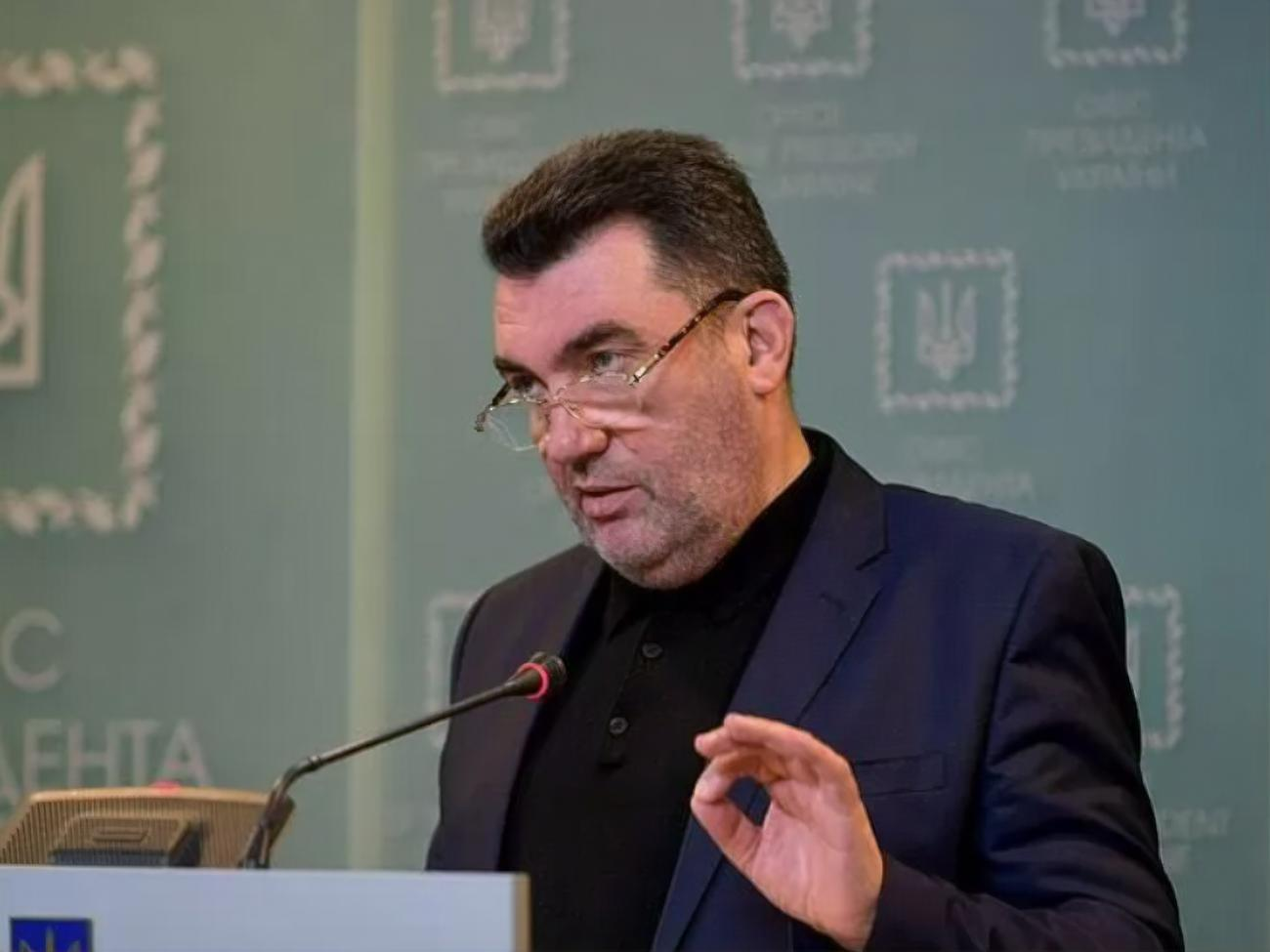 Данилов напомнил Путину и Си Цзиньпину, что мирный процесс в Украине должен начаться с отвода российских войск или капитуляции РФ