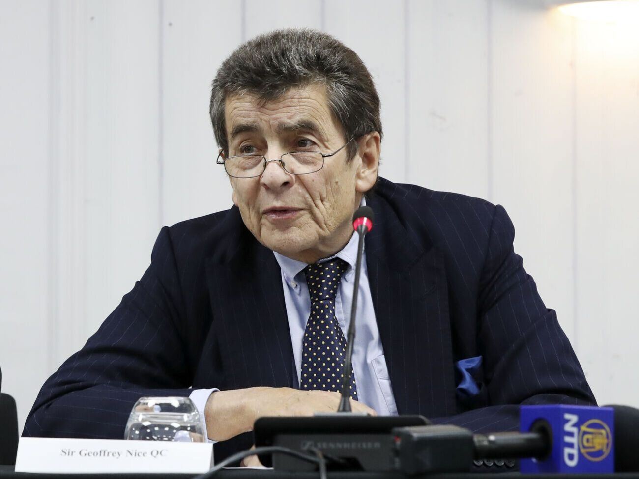 Найс считает, что Путин останется "предполагаемым преступником" до тех пор, пока не предстанет перед судом