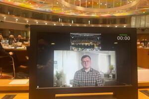 Кулеба призвал коллег усилить учебные программы, чтобы в процессе тренировки постоянно находилось не менее 10 батальонов украинских военных