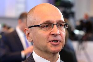 Кирієнко наказав усім своїм підлеглим в адміністрації президента РФ перейти з iPhone на інші смартфони