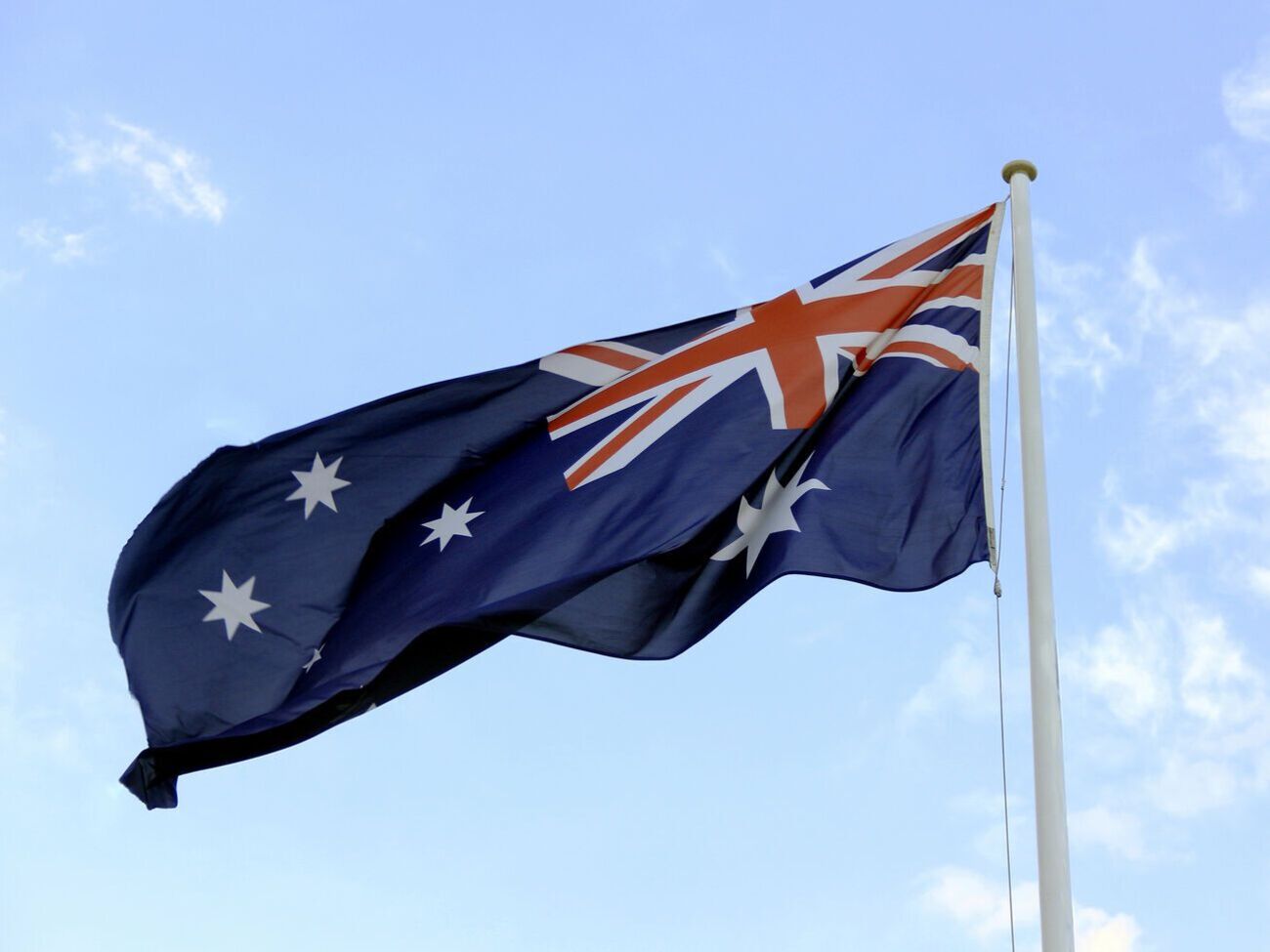 Австралия поддерживает народ Ирана и народ Украины, заявили в МИД страны