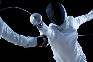 Украинские фехтовальщики, тренера и судьи по фехтованию не будут участвовать в соревнованиях, куда пустили россиян и белорусов