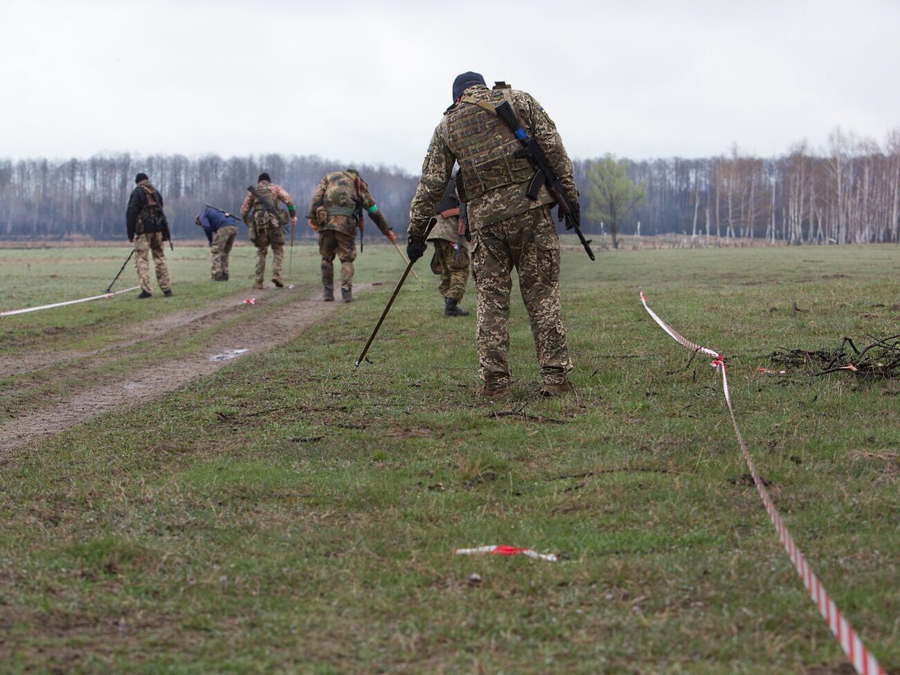 В КГВА отметили, что саперы будут работать на северной окраине города