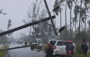 Циклон вызвал сильные штормы