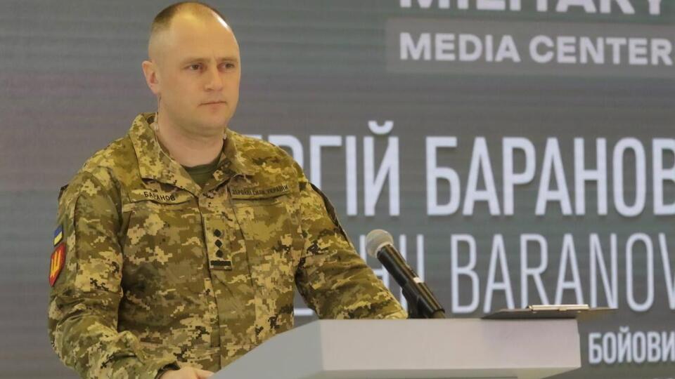 Артиллерия калибра 105 мм отлично зарекомендовала себя в огневой поддержке пехоты, рассказал Баранов