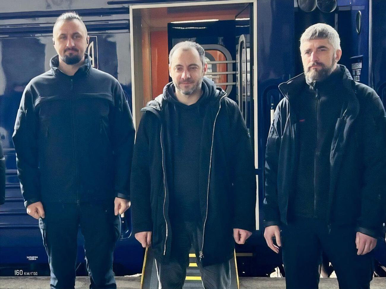 Лященко (праворуч) змінив на посаді голову "Укрзалізниці" Камишіна (ліворуч), поінформував Кубраков (по центру)