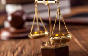 Суд смягчил меру пресечения Лозинскому