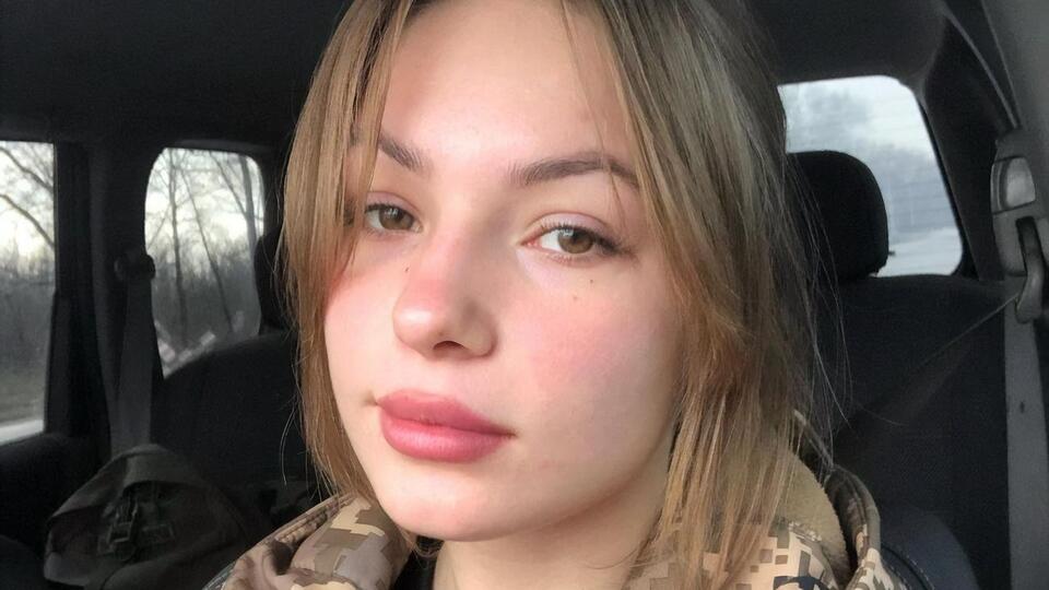 Данілкіна: Я кричала товаришу по службі: "Що там?!" Я бачила, як він опускає погляд, дивиться туди, повертається на мене – і в нього течуть сльози