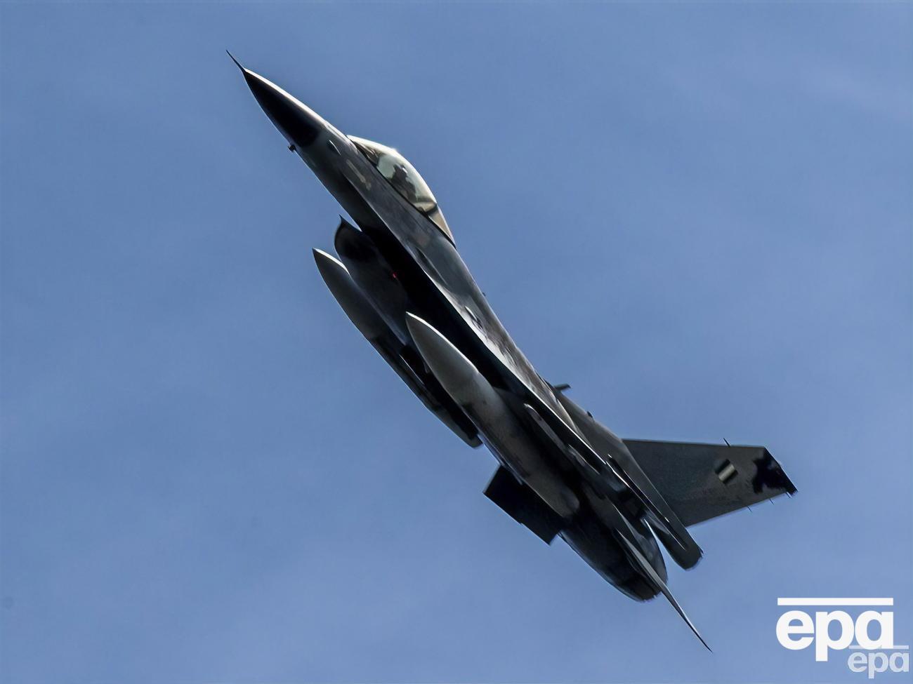 Два украинских пилота&nbsp;провели в США три недели, они проходили обучение на тренажере F-16