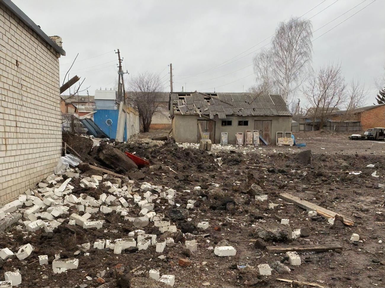 По данным Синегубова, в результате обстрелов никто не пострадал