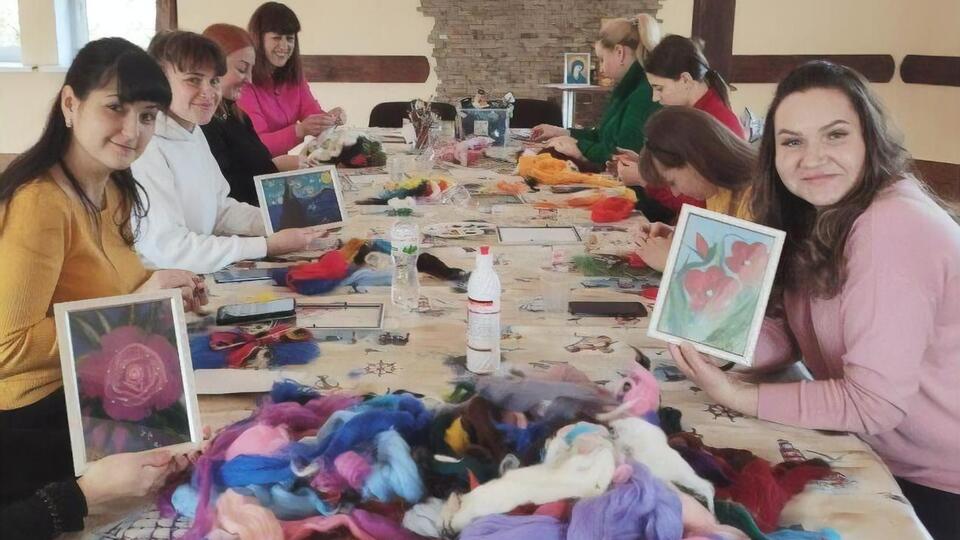 Уже майже 200 осіб пройшли психологічну реабілітацію від гуманітарної ініціативи "Рятуємо життя"