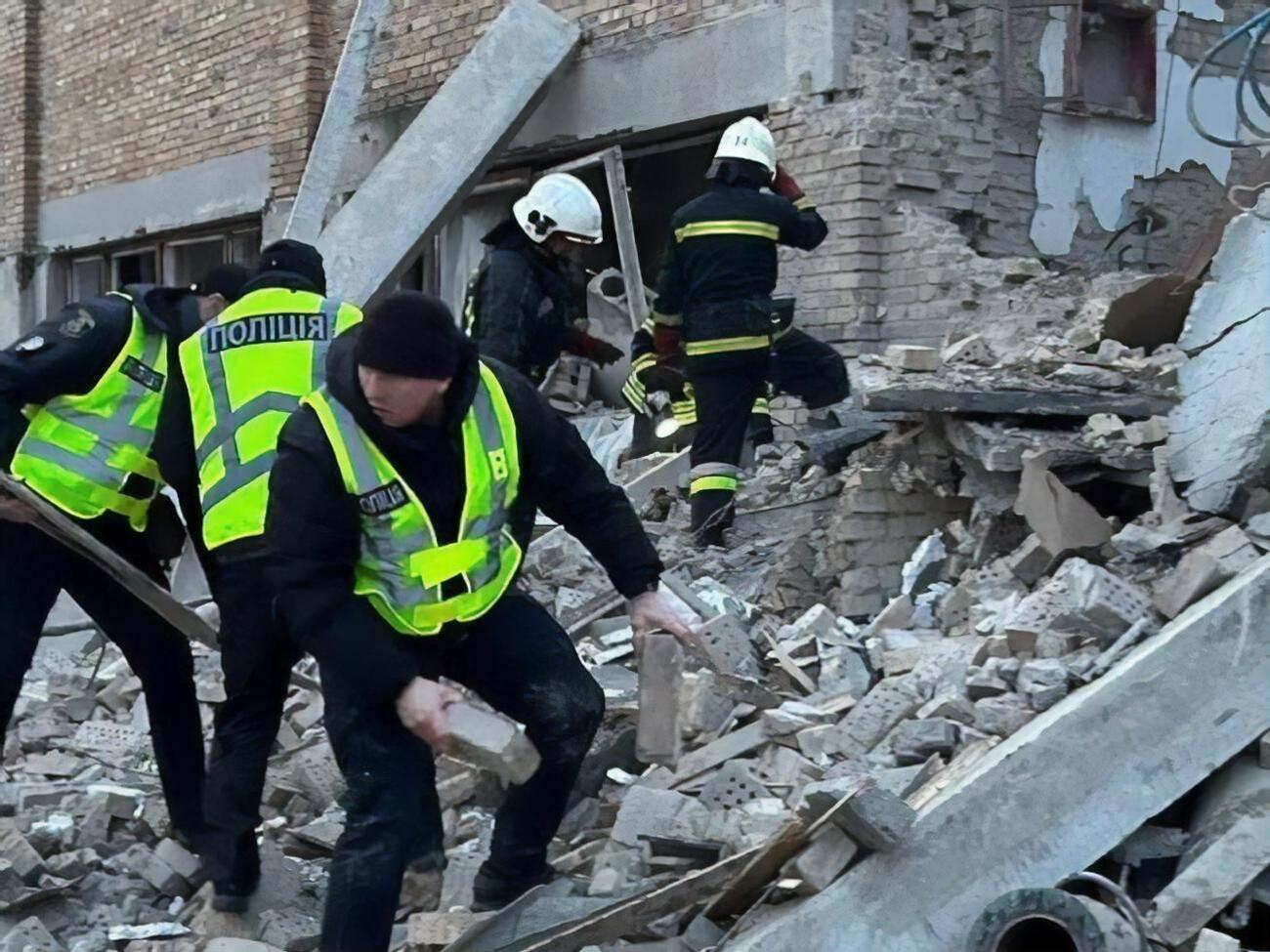 Российский удар по Ржищеву унес жизни семи человек