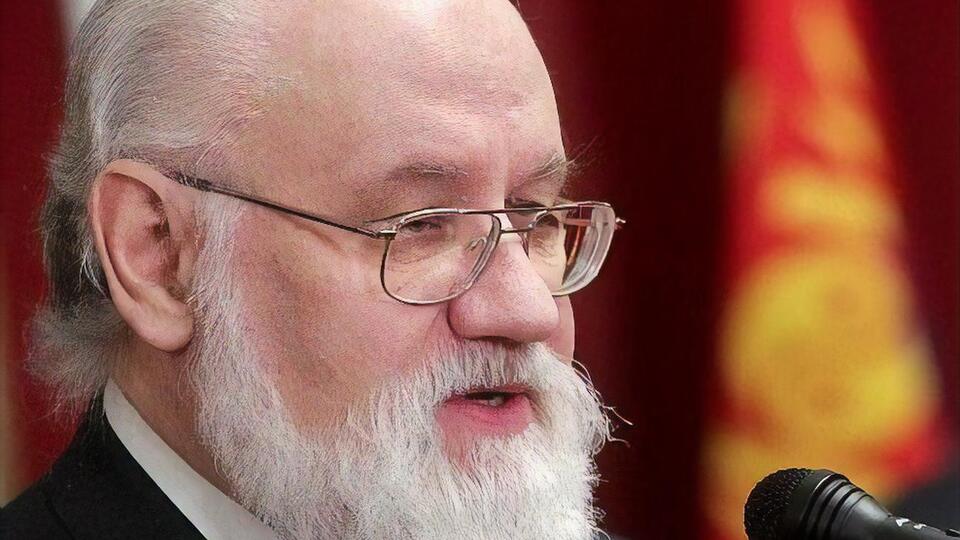 Чуров умер на 71-м году жизни. Недавно он перенес обширный инфаркт