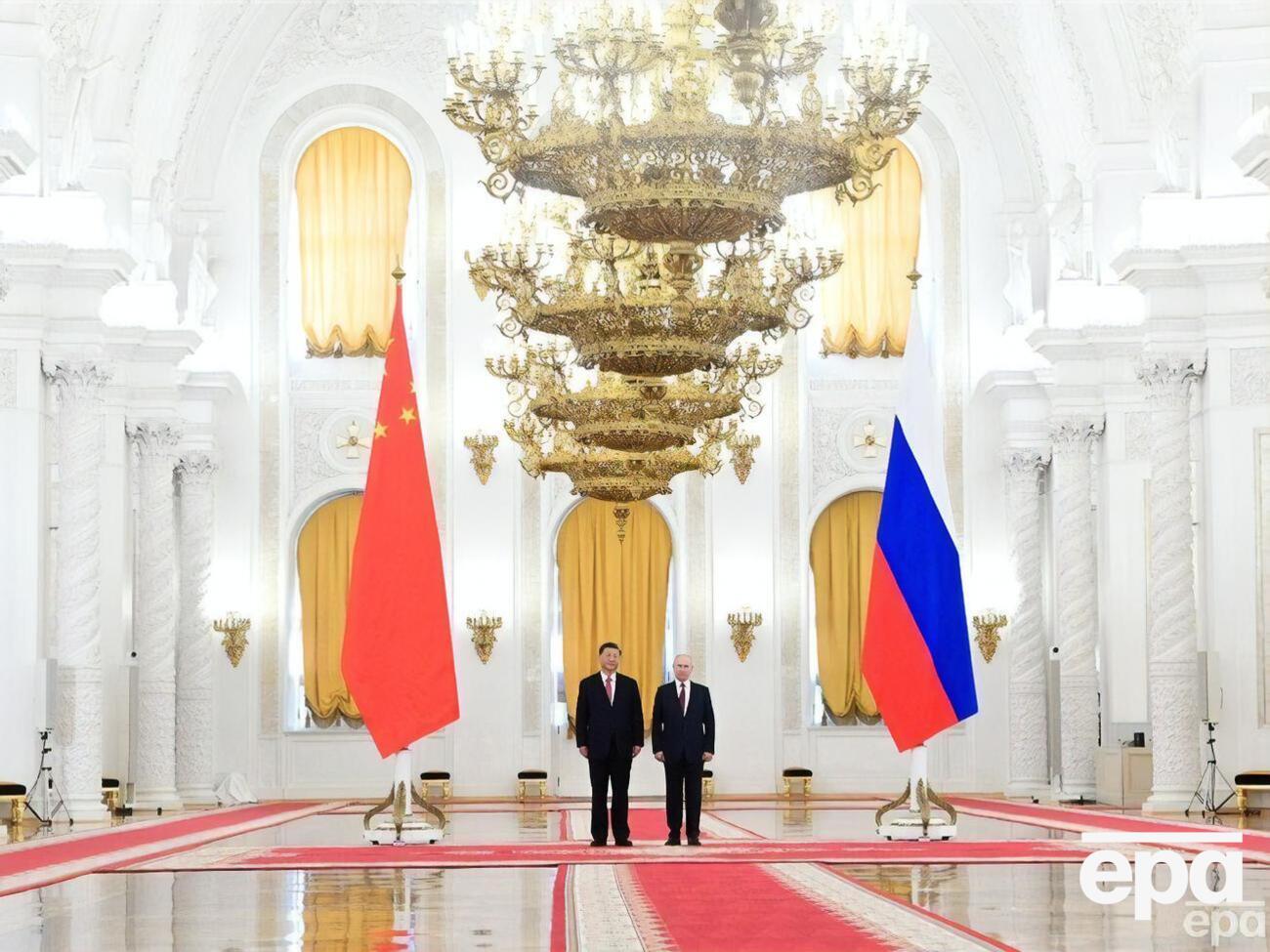 20–22 марта Си Цзиньпин был в РФ с государственным визитом, он провел переговоры с Путиным