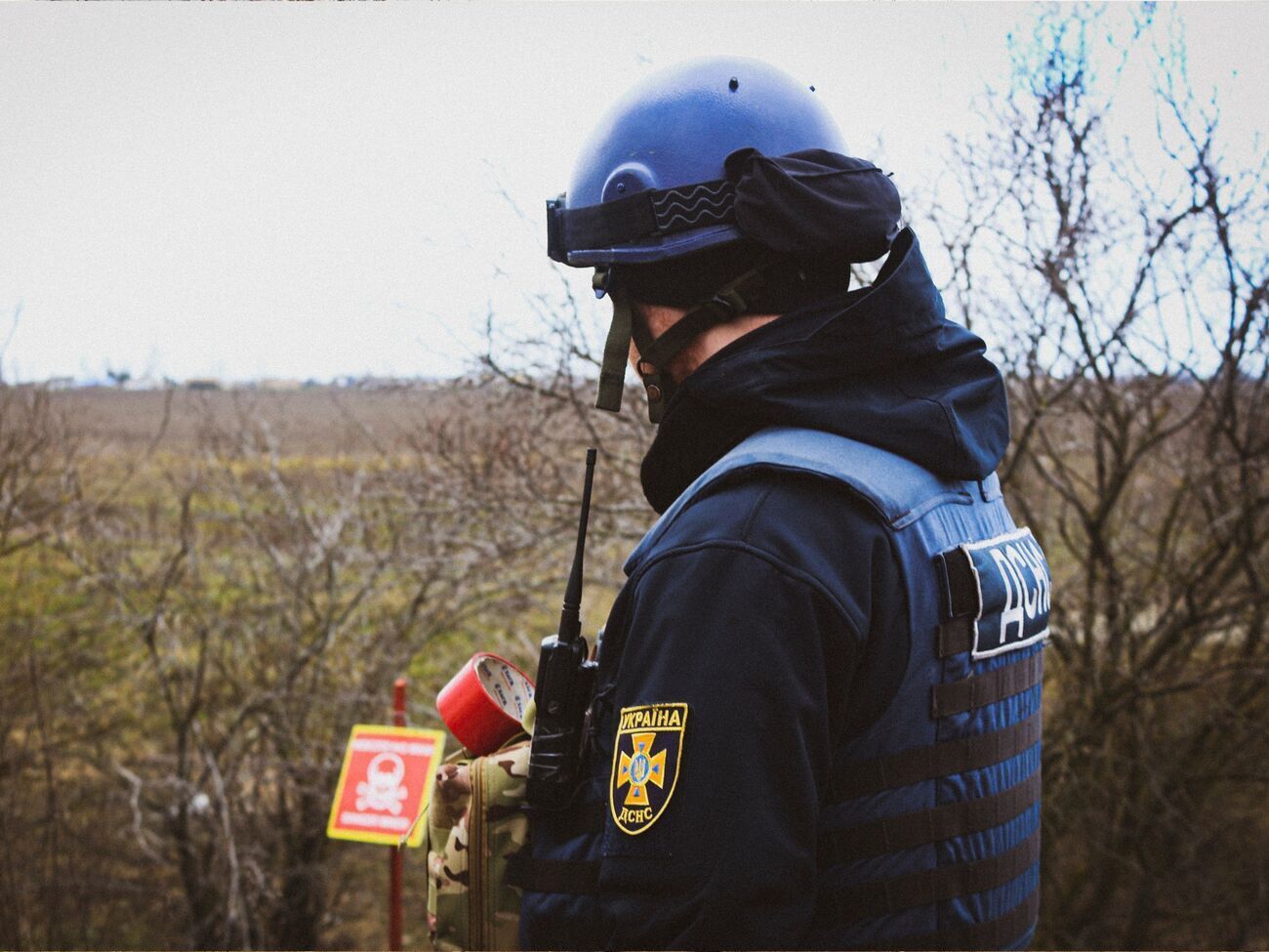 В Херсонской ОВА призвали жителей области не посещать места, которые еще не обследовали взрывотехники