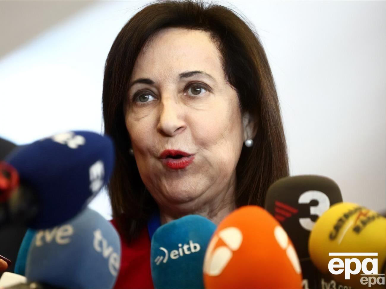 Роблес 22 марта подписала проектное соглашение о совместном приобретении боеприпасов в рамках ЕС