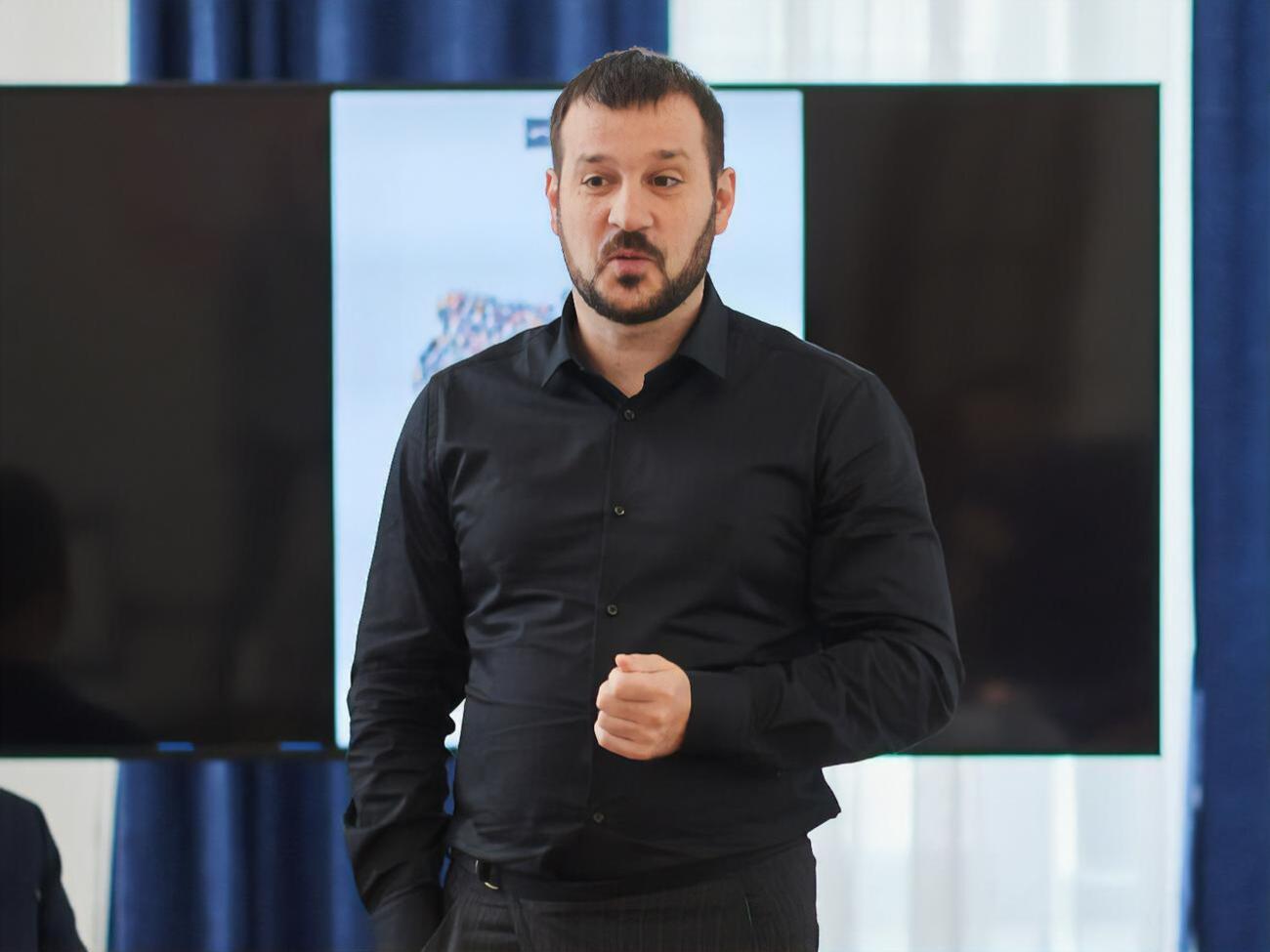 Си отправил сигнал миру, что не даст разгромить Путина. Если ситуация будет стремиться к разгрому РФ и возвращению Крыма, Китай примет активное участие в поддержке хилой российской армии