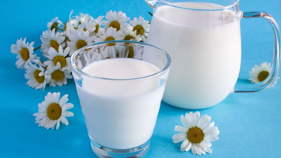 Свежее молоко при добавлении соды не будет пениться