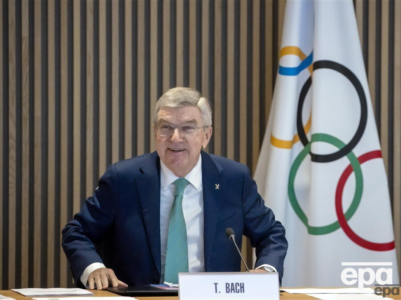 Бах заявив, що МОК є відповідальним за права людини й Олімпійську хартію