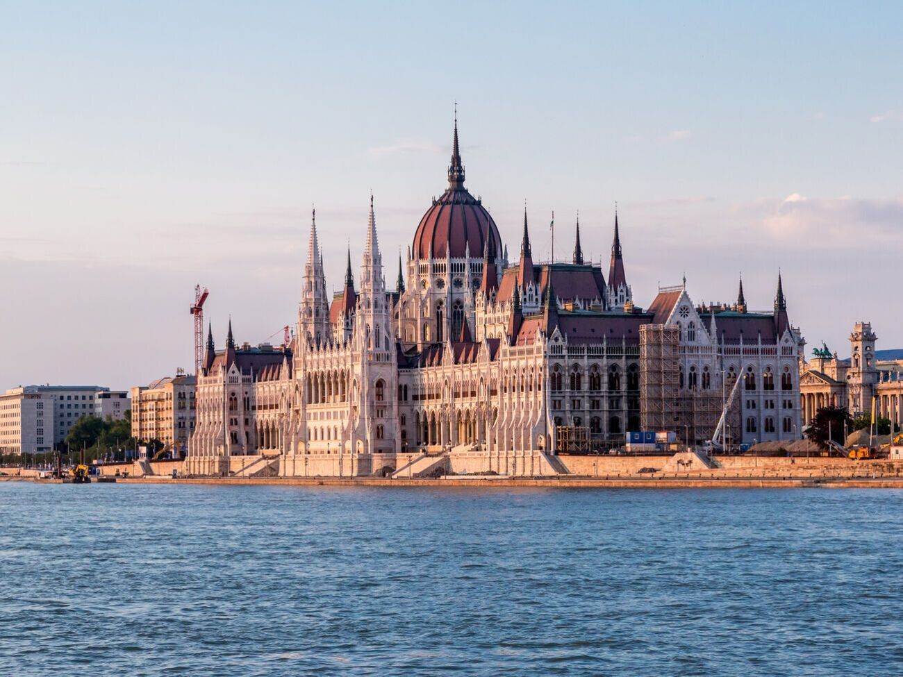 Венгрия "по-прежнему не хочет ввязываться в войну", заявил представитель правительства страны
