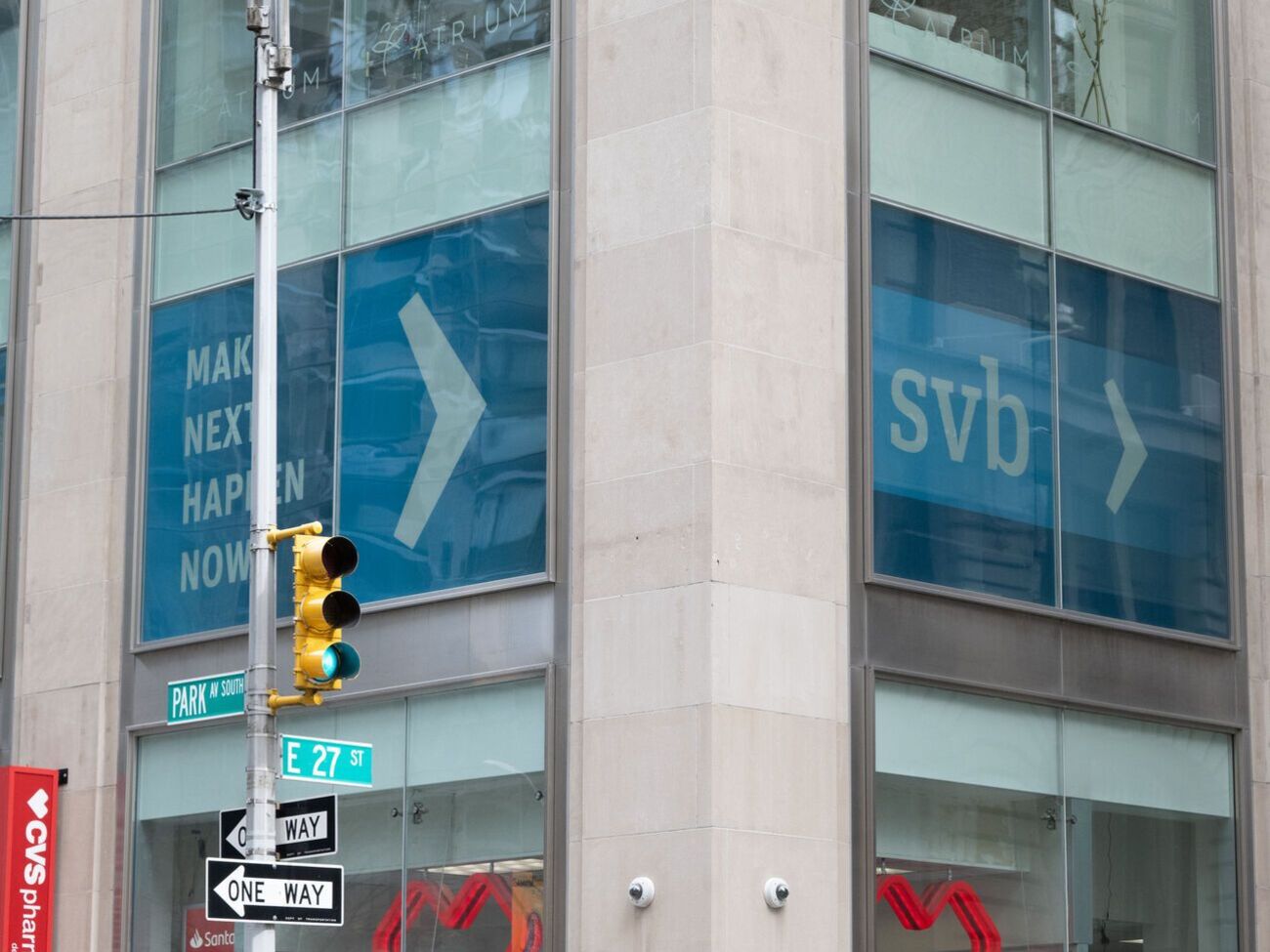 SVB был 16-м по величине банком США