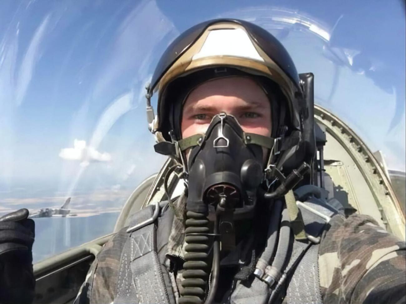 Українські пілоти у Франції проходять підготовку з виживання у разі катапультування на ворожій місцевості, зазначили у міноборони країни