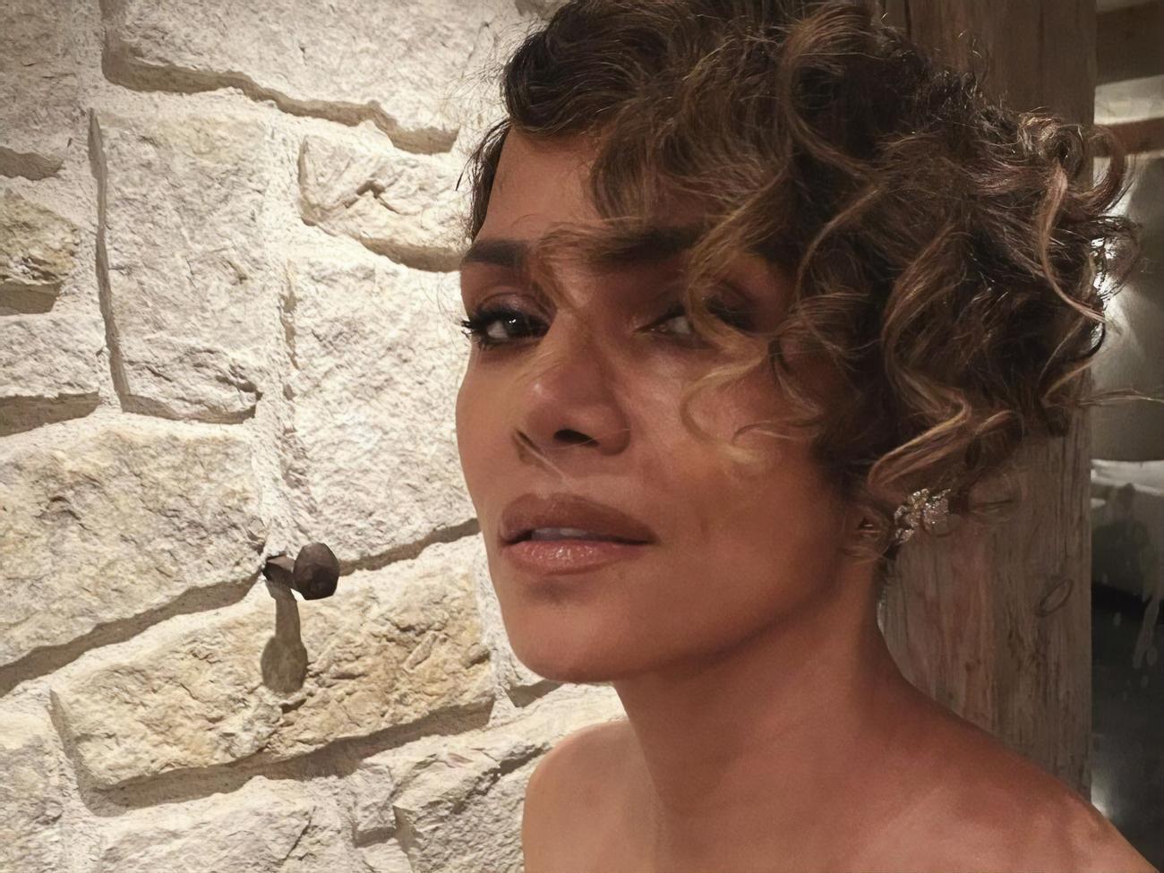 Берри&nbsp;родилась в 1966 году