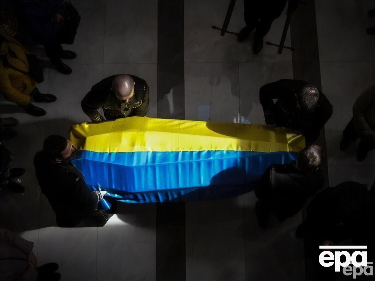 Точна кількість загиблих захисників невідома. Востаннє представники української влади озвучували цю цифру в грудні