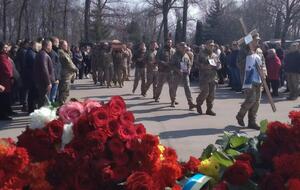 Прощание с военными братьями-двойняшками состоялось на Дальневосточном кладбище Кропивницкого