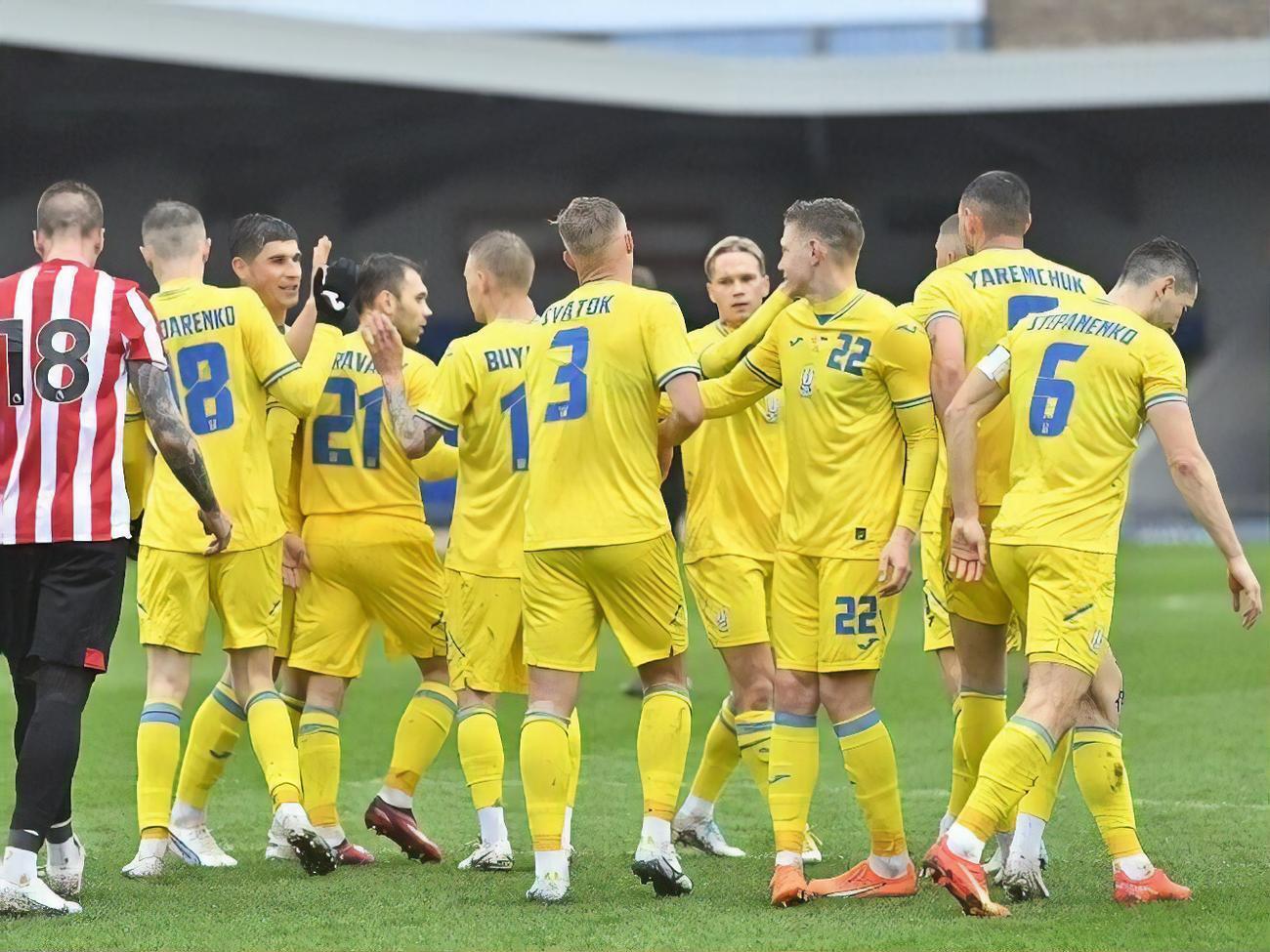 Україна розім'ялася на "Брентфорді" перед грою зі збірною Англії