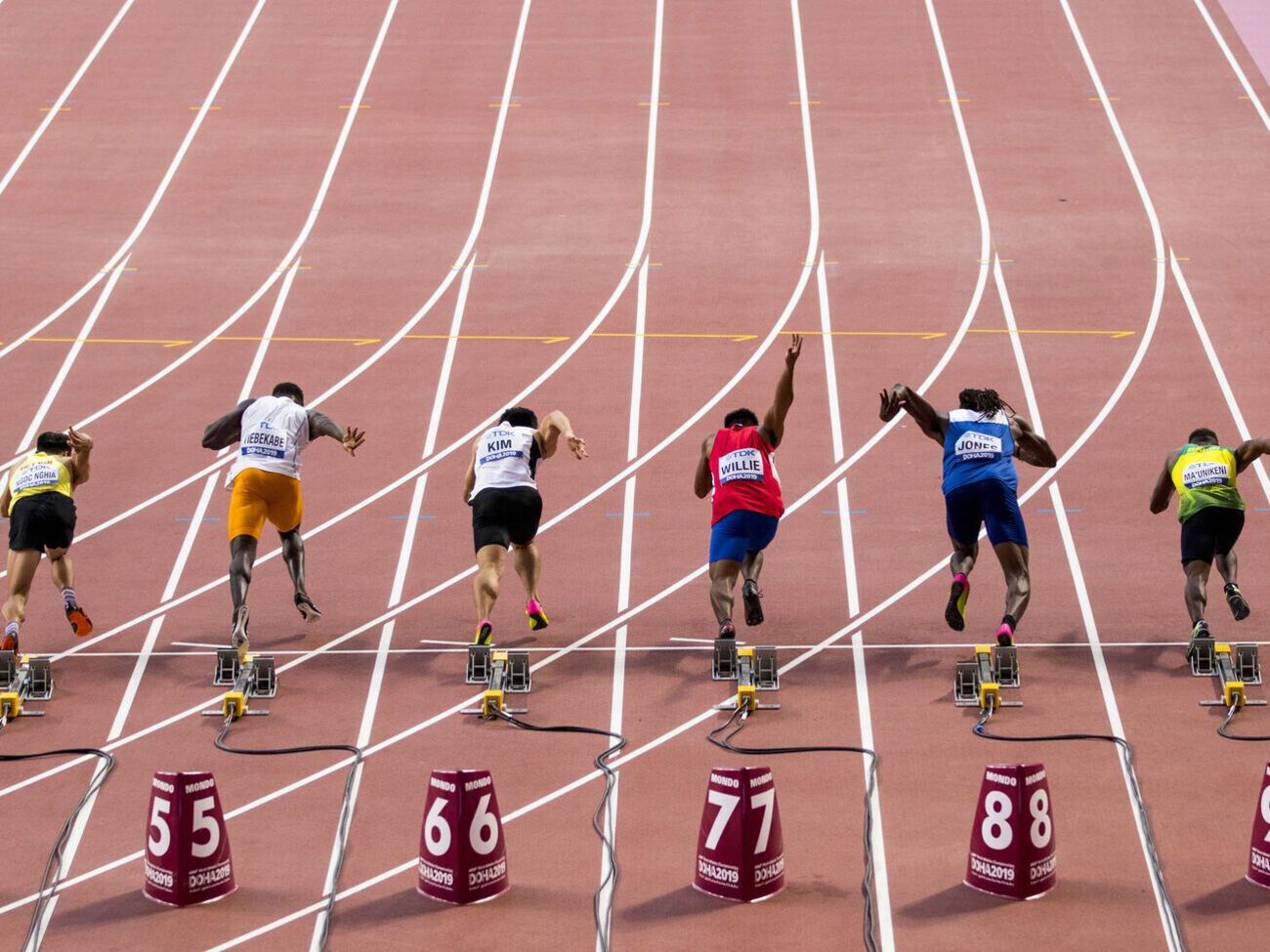 Усунення росіян й білорусів від міжнародних змагань із легкої атлетики залишається чинним