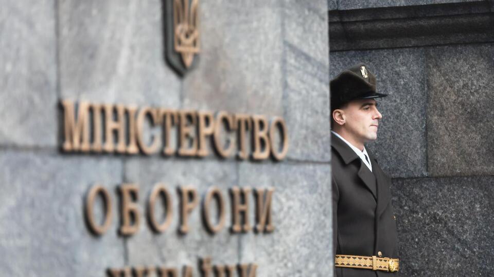Рішення про створення антикорупційної ради при Міноборони ухвалили після скандалу із закупівлею продуктів для ЗСУ