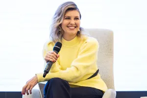 Зеленская сейчас предпочитает нюдовый маникюр