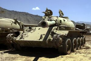 Старі Т-54 і Т-55 давно перетворилися на музейні експонати, але тепер РФ знімає їх зі зберігання і доправляє на війну в Україні
