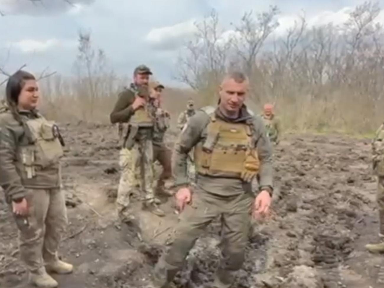 Віталій Кличко: Підтримуємо і допомагаємо! Разом переможемо!