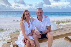 Уизерспун и Тот поженились в 2011 году