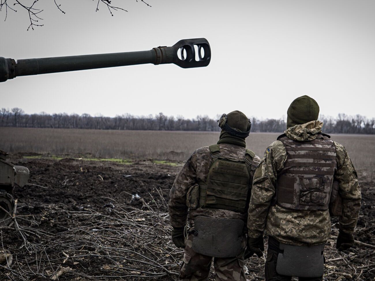 Подразделения ракетных войск и артиллерии ВСУ поразили два пункта управления оккупантов