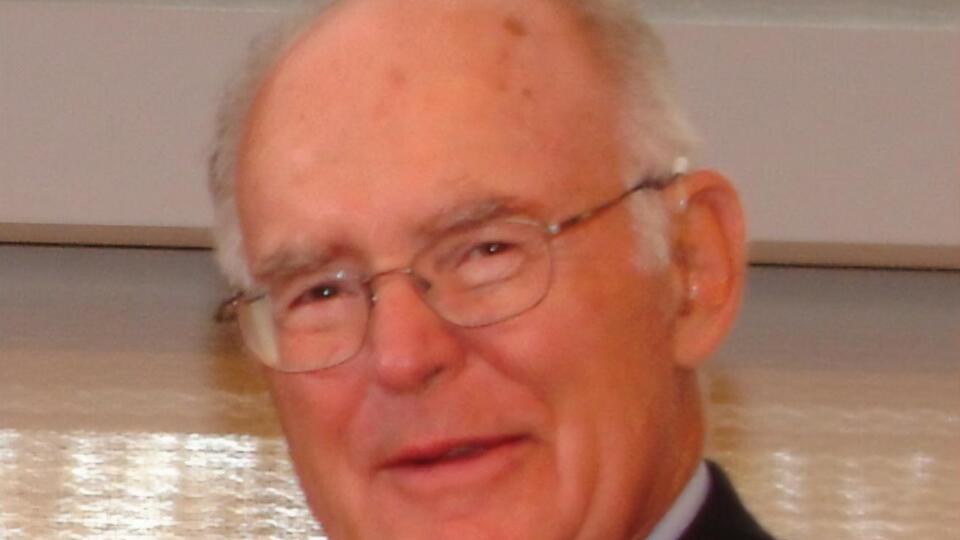 Мур пропрацював в Intel 38 років